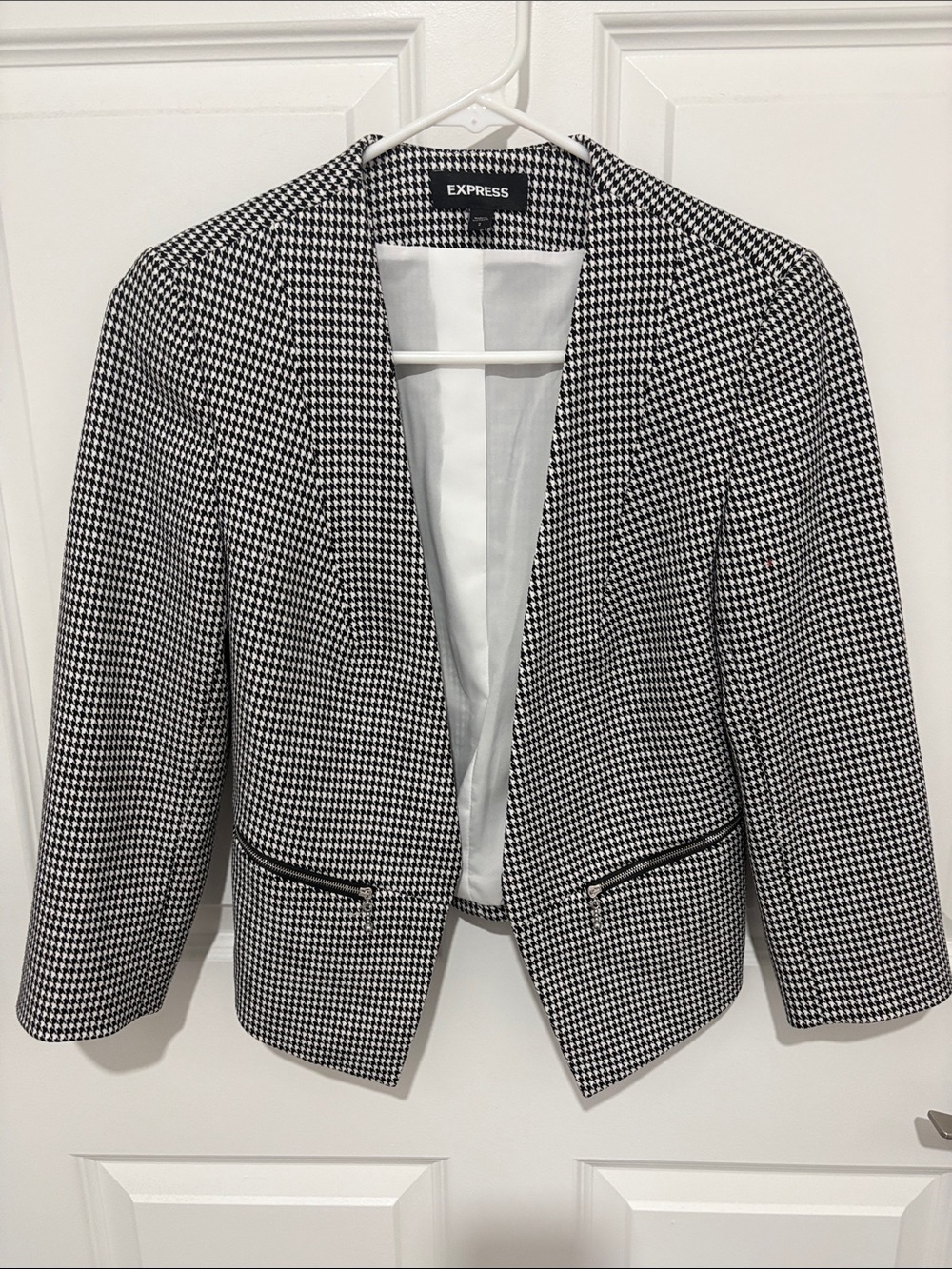 Express Black & White Houndstooth Open Front Blazer